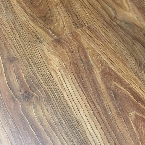 Làr laminate aotrom is dorcha 10mm