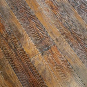 Old Pine EIR laminate flooring