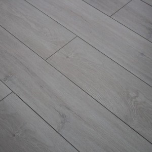 oak 12mm laminate flooring