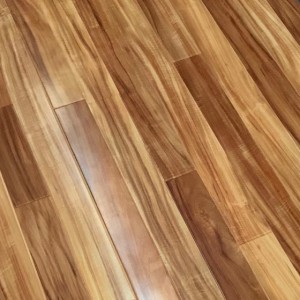 8 MM EIR laminate flooring