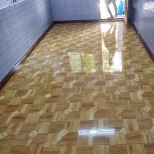 light color EIR laminate flooring