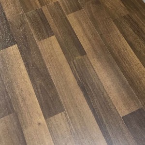 light Oak Laminate Flooring