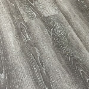 light Oak Laminate Flooring
