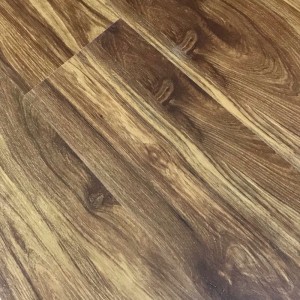 oak embossed Laminate Flooring