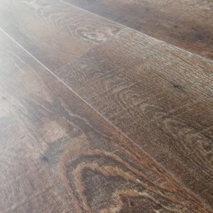 Brush Oak EIR  Spc Vinyl Plank Flooring